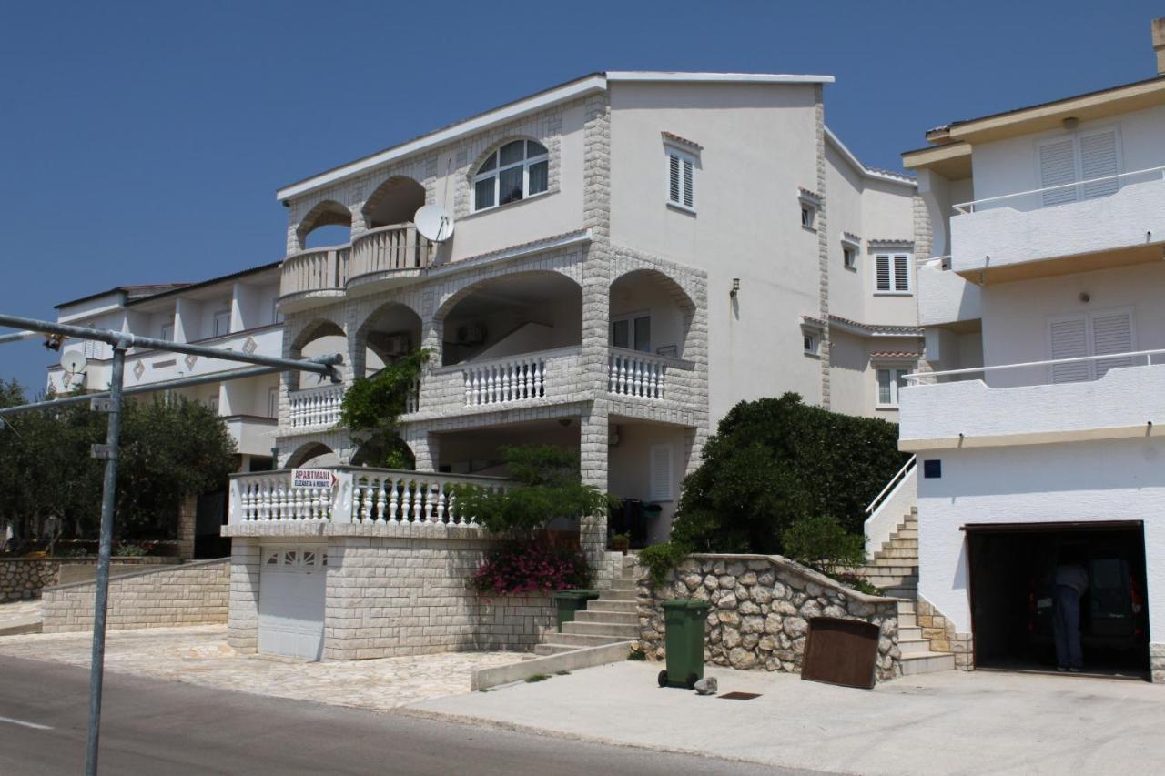 Apartments By The Sea Stara Novalja, Pag - 6469 ภายนอก รูปภาพ