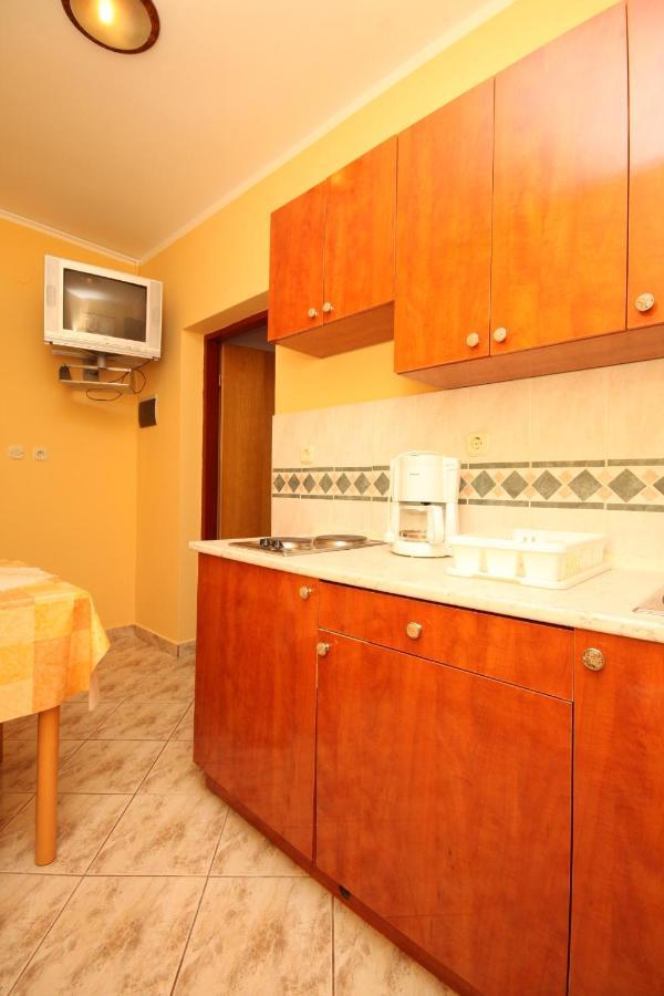 Apartments By The Sea Stara Novalja, Pag - 6469 ภายนอก รูปภาพ